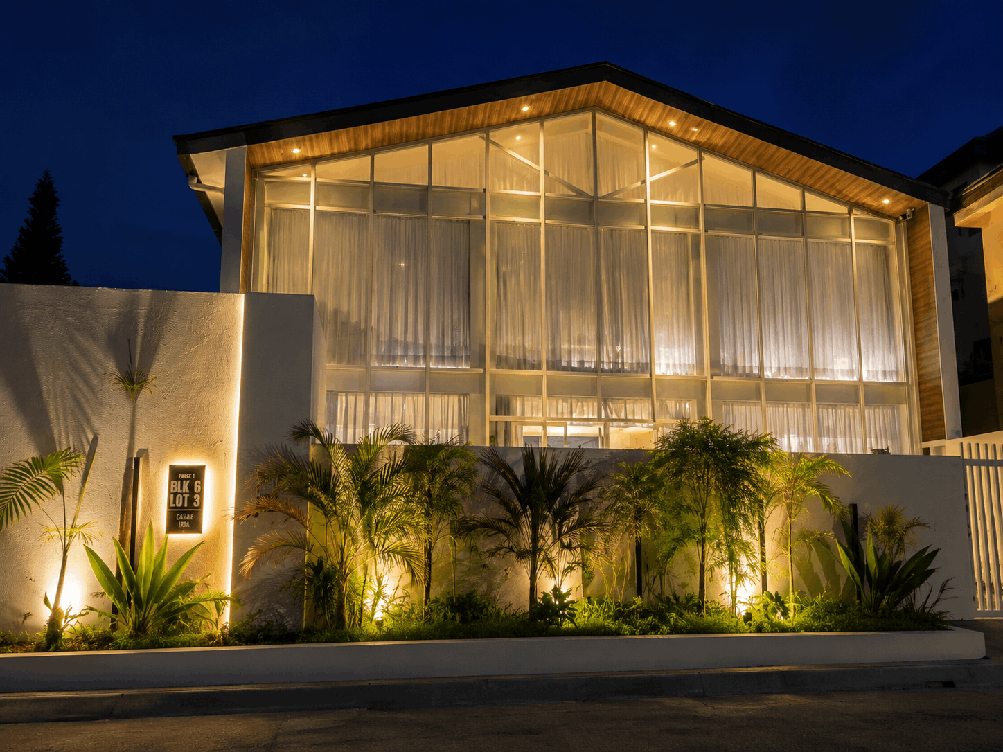 Luxa Villa Tagaytay outdoor area at night — evening events